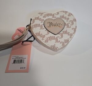 Juicy Couture Heart Wristlet Coin Purse - Cream  and Tan New With Tags